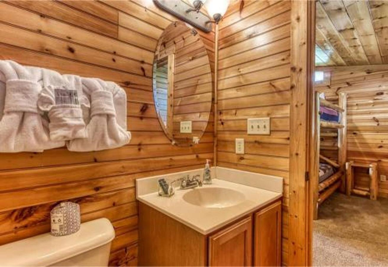 Dreams Come True With This Luxury Cabin! Gatlinburg Exteriör bild